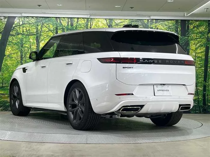 Land Rover Range Rover Sport 2025 — миниатюра 5