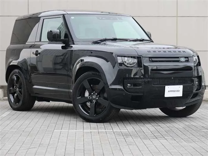 Land Rover Defender 2025 — фото 1, купить с доставкой в Москву