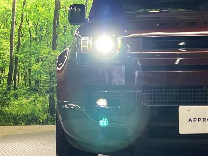 Land Rover Defender 2025 — миниатюра 3