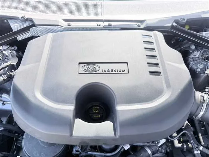Land Rover Defender 2022 — миниатюра 5