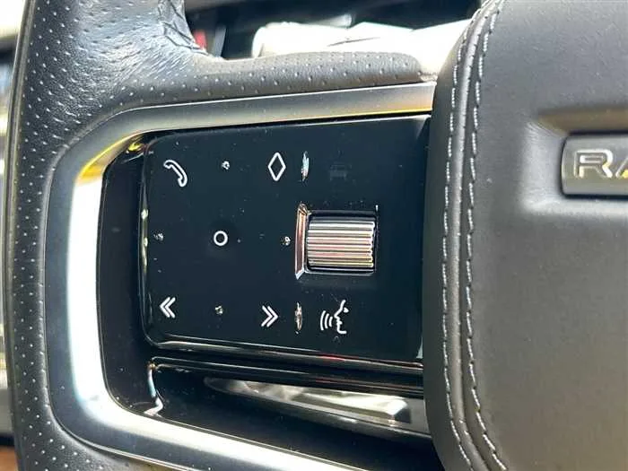 Land Rover Range Rover Evoque 2023 — миниатюра 5