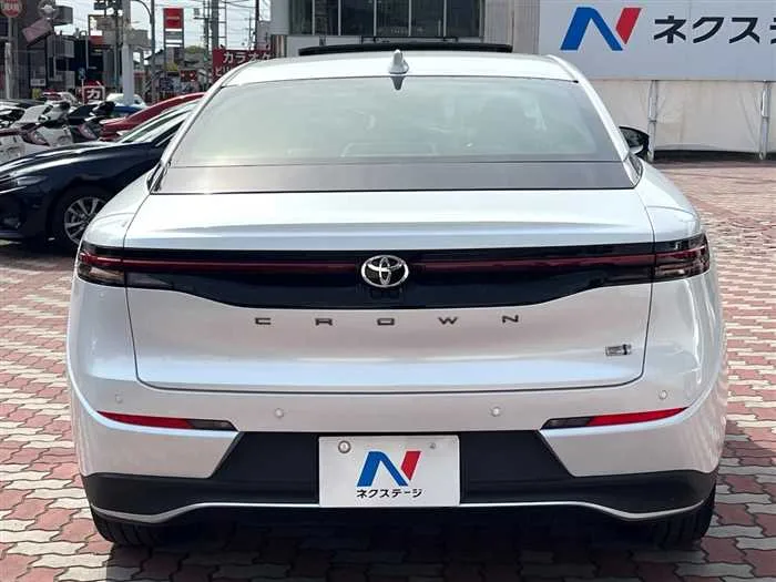 Toyota Crown 2023 — миниатюра 3