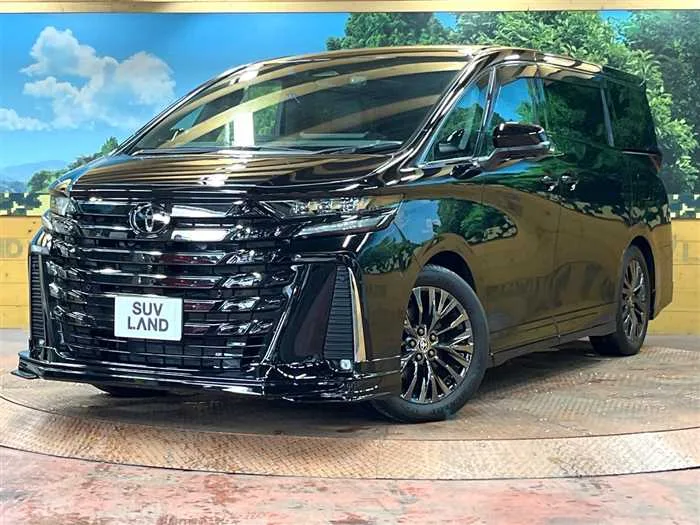 Toyota Vellfire 2023 — фото 1, купить с доставкой в Москву