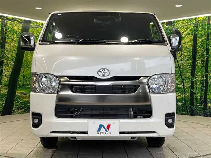 Toyota Hiace Van 2025 — миниатюра 3
