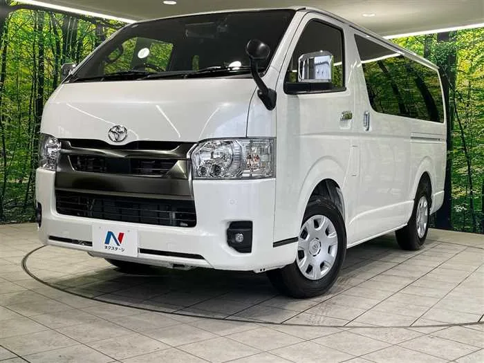 Toyota Hiace Van 2025 — фото 1, купить с доставкой в Москву