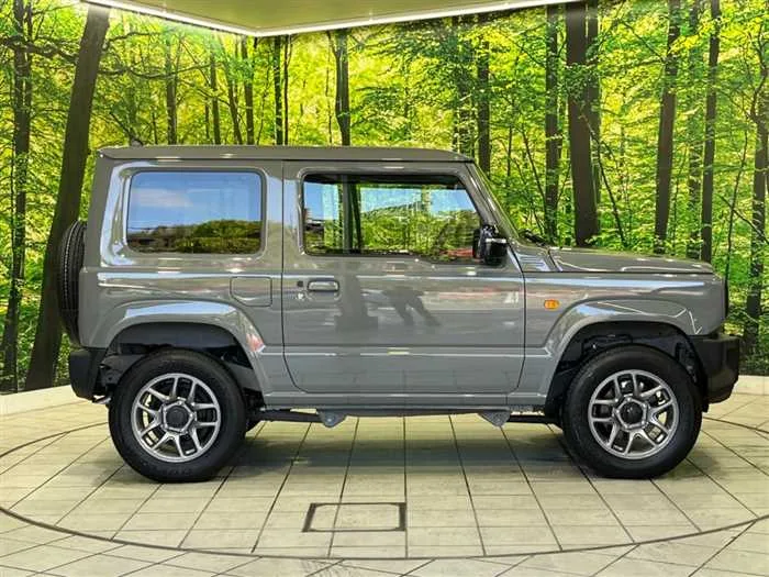 Suzuki Jimny 2025 — миниатюра 5