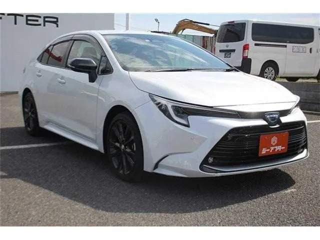 Toyota Corolla Sedan 2023 — миниатюра 5