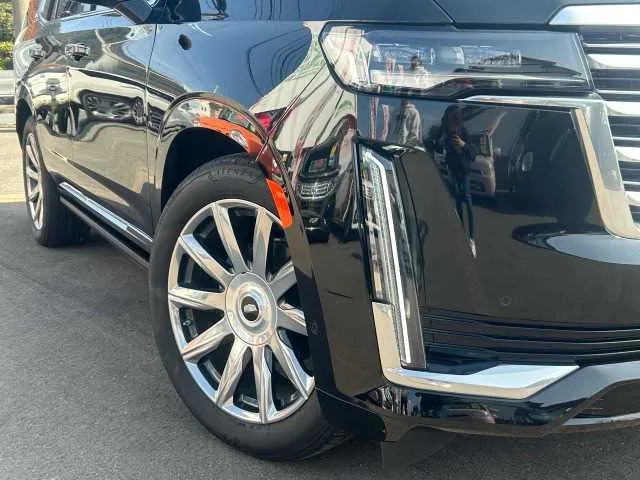 Cadillac Escalade 2022 — миниатюра 3