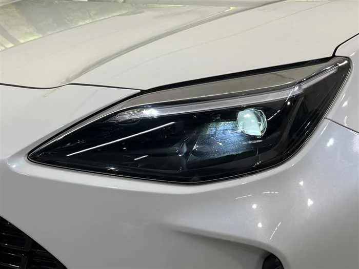 Toyota Yaris Cross 2022 — миниатюра 3