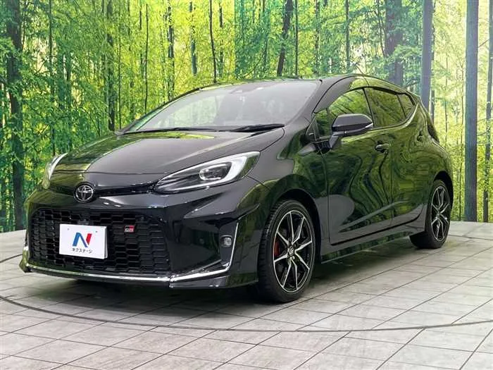 Toyota AQUA 2023 — миниатюра 2