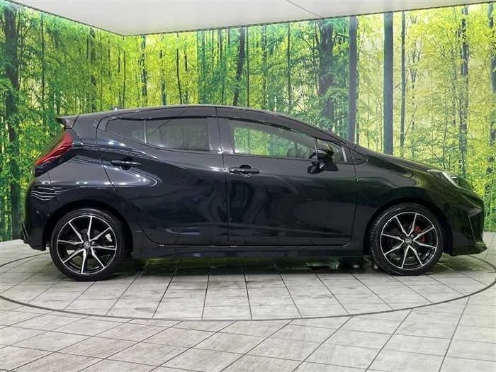 Toyota AQUA 2023 — миниатюра 5