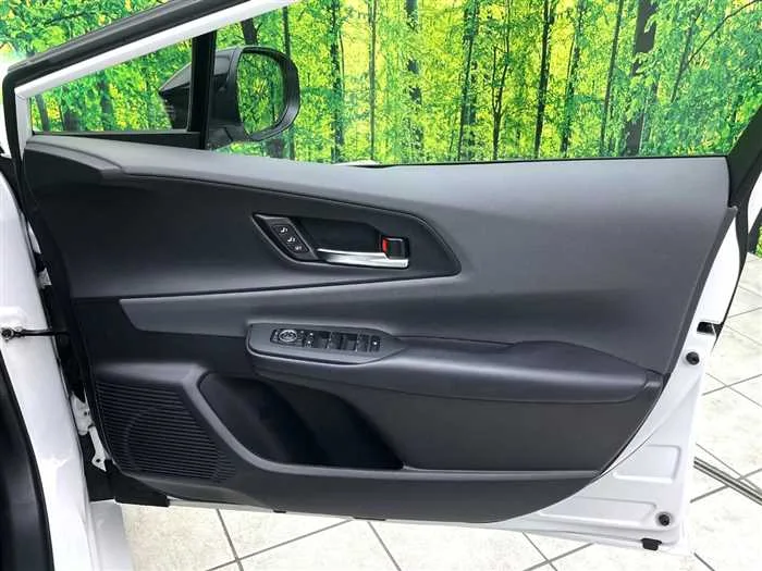 Toyota Prius 2023 — миниатюра 5