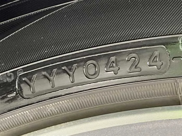 Toyota Prius 2024 — миниатюра 5