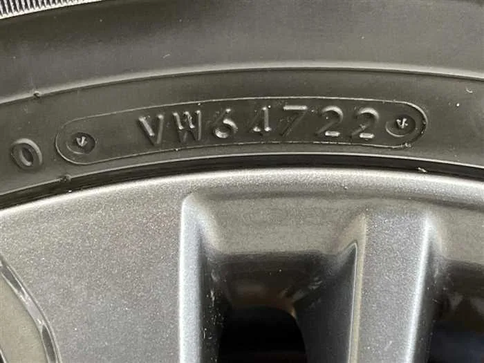 Toyota Voxy 2022 — миниатюра 5
