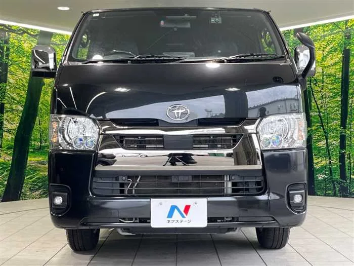 Toyota Hiace Van 2023 — миниатюра 2