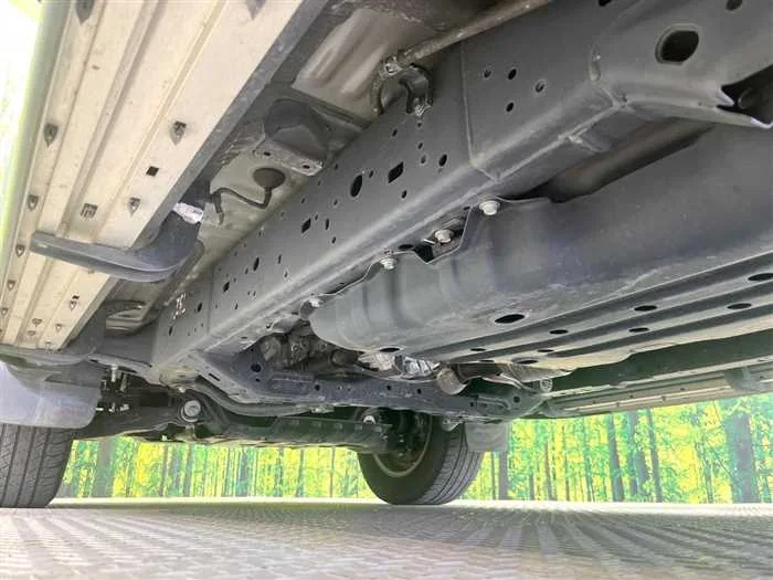 Toyota Land Cruiser Prado 2023 — миниатюра 2