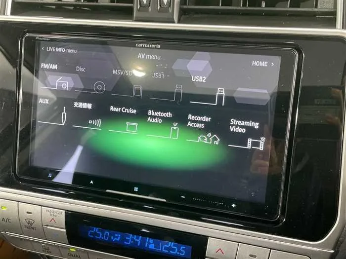 Toyota Land Cruiser Prado 2023 — миниатюра 5