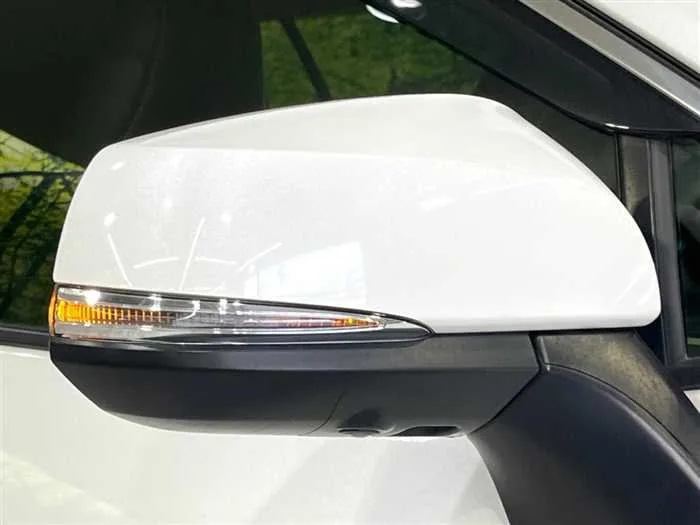 Toyota RAV4 2022 — миниатюра 5