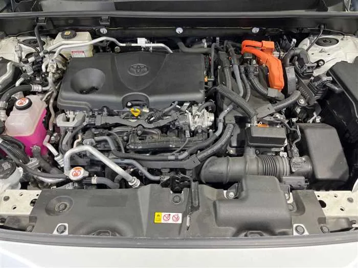 Toyota RAV4 2022 — миниатюра 2