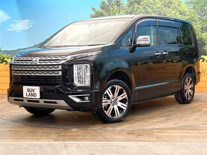 Mitsubishi Delica D:5 2024 — фото 1, купить с доставкой в Москву
