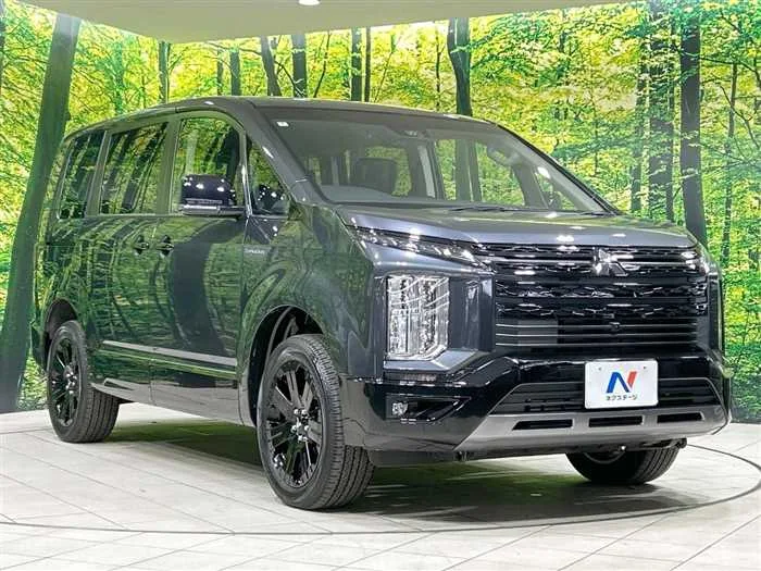 Mitsubishi Delica D5 2025 — миниатюра 3