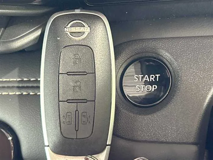 Nissan Serena 2023 — миниатюра 2