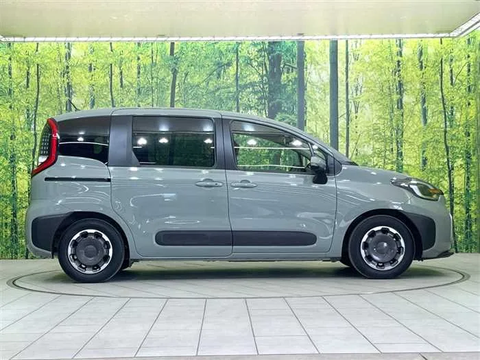 Toyota Sienta 2025 — миниатюра 5