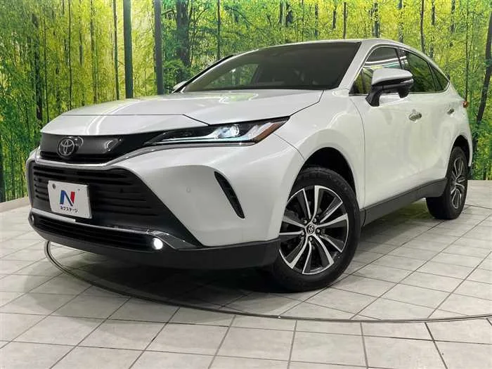 Toyota Harrier 2023 — фото 1, купить с доставкой в Москву