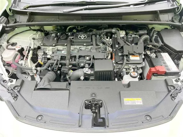 Toyota Prius 2023 — миниатюра 2