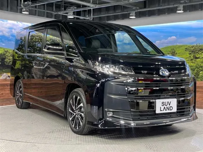 Toyota Noah 2023 — миниатюра 5