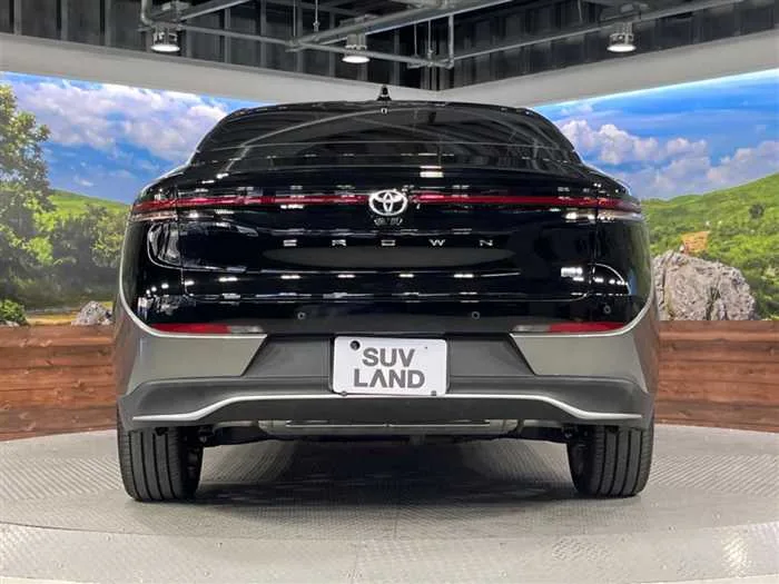 Toyota Crown 2023 — миниатюра 3