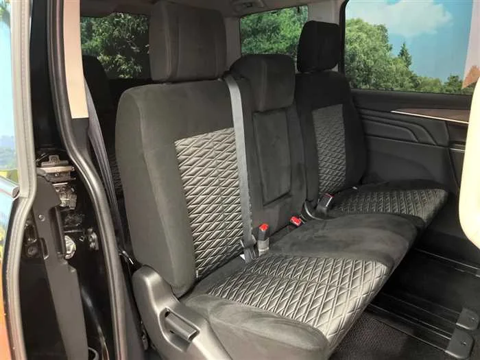 Mitsubishi Delica D:5 2022 — миниатюра 3