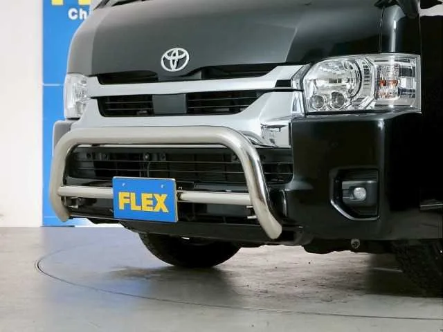 Toyota Hiace Wagon 2023 — миниатюра 3