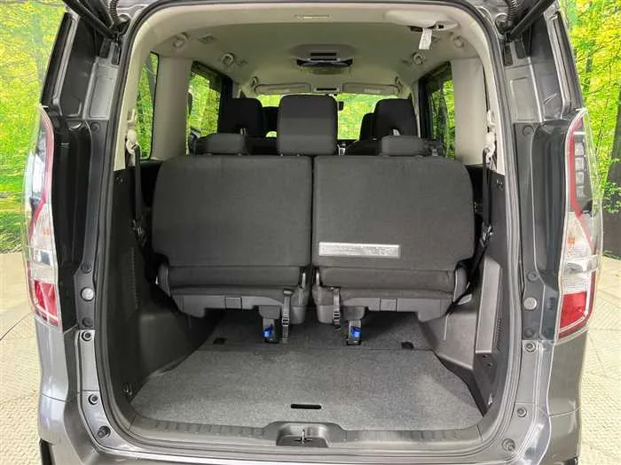 Nissan Serena 2022 — миниатюра 3