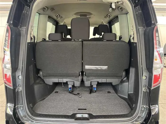 Nissan Serena 2022 — миниатюра 3