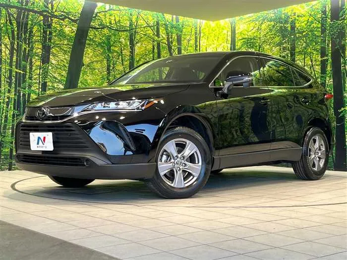 Toyota Harrier 2023 — фото 1, купить с доставкой в Москву