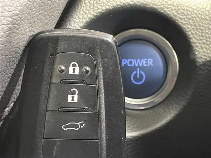 Toyota CorollaCross 2023 — миниатюра 2