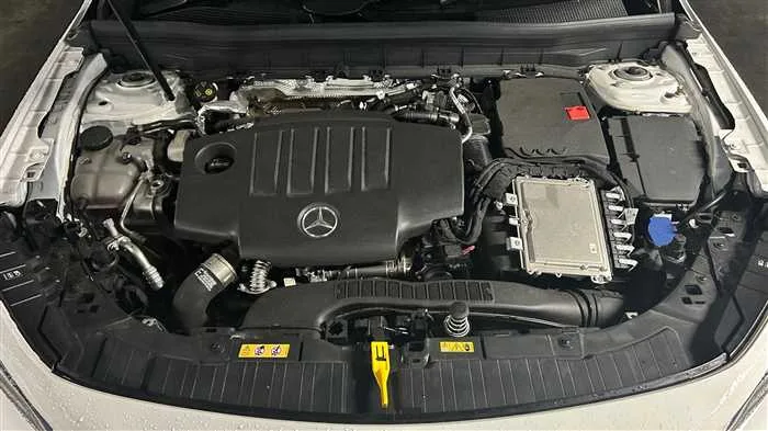 Mercedes-Benz Mercedes-Benz Others GLB200d 4MATIC AMG 2023 — миниатюра 3