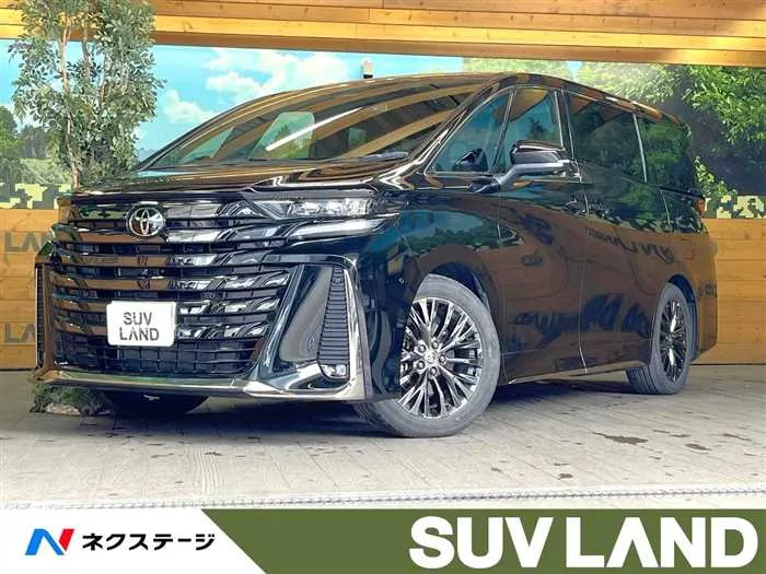 Toyota Vellfire 2023 — фото 1, купить с доставкой в Москву