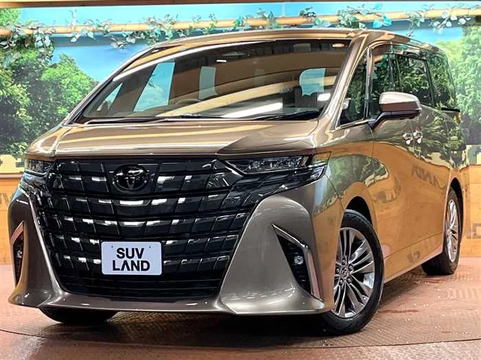 Toyota Alphard Hybrid 2023 — фото 1, купить с доставкой в Москву