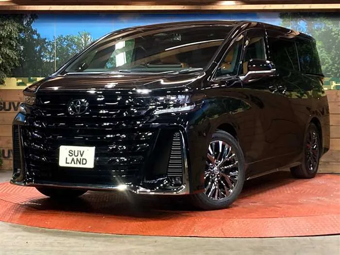 Toyota Vellfire 2024 — фото 1, купить с доставкой в Москву
