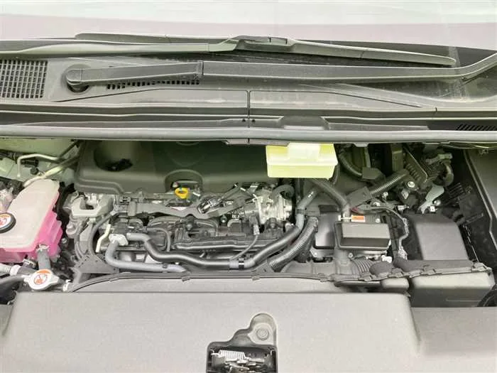 Toyota Alphard Hybrid 2024 — миниатюра 2