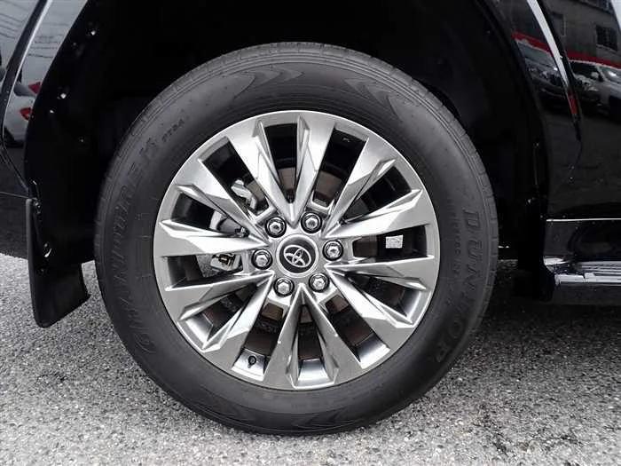 Toyota Land Cruiser ZX diesel turbo 2023 — миниатюра 3