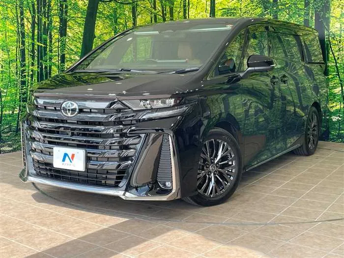 Toyota Vellfire 2025 — фото 1, купить с доставкой в Москву