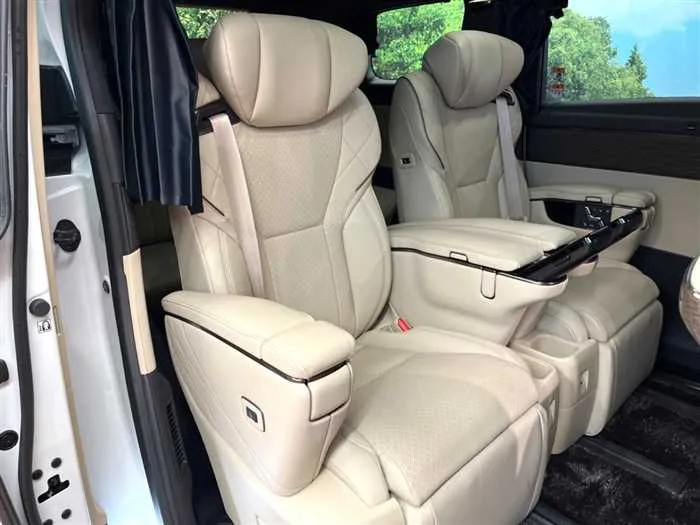 Toyota Alphard Hybrid 2023 — миниатюра 3