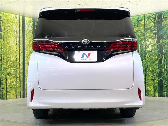 Toyota Alphard 2024 — миниатюра 3