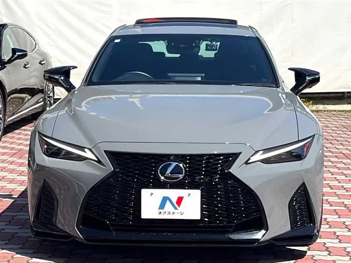 Lexus IS 2023 — миниатюра 2