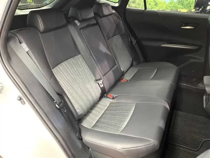 Toyota Harrier Hybrid 2023 — миниатюра 3