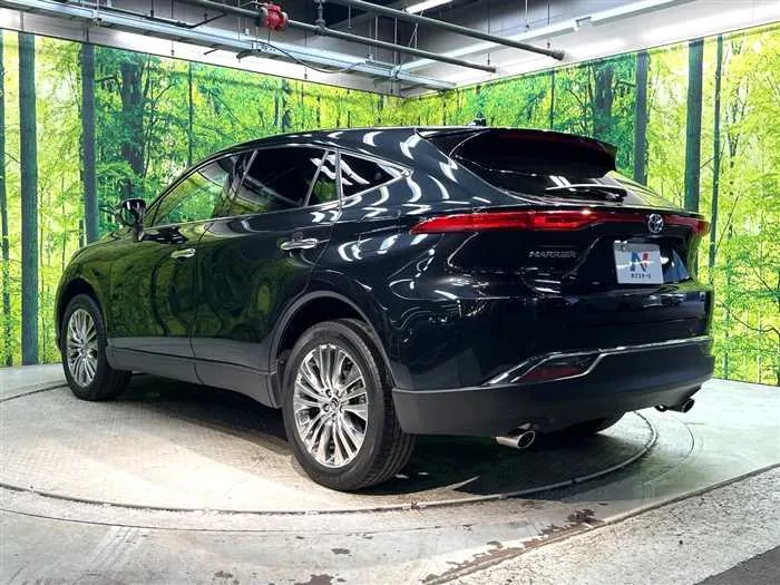 Toyota Harrier Hybrid 2023 — миниатюра 3