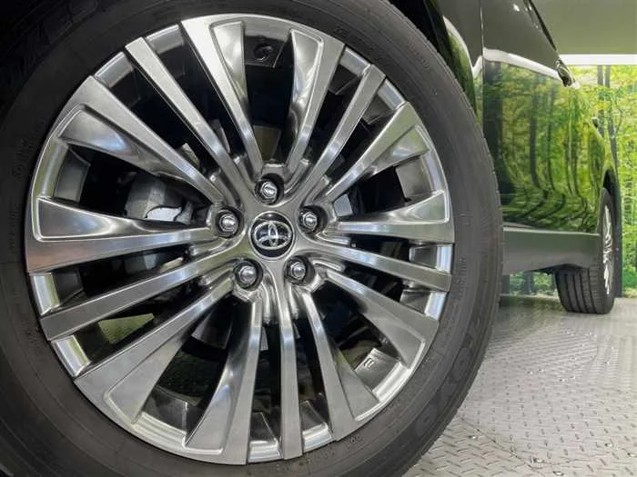 Toyota Harrier Hybrid 2024 — миниатюра 2